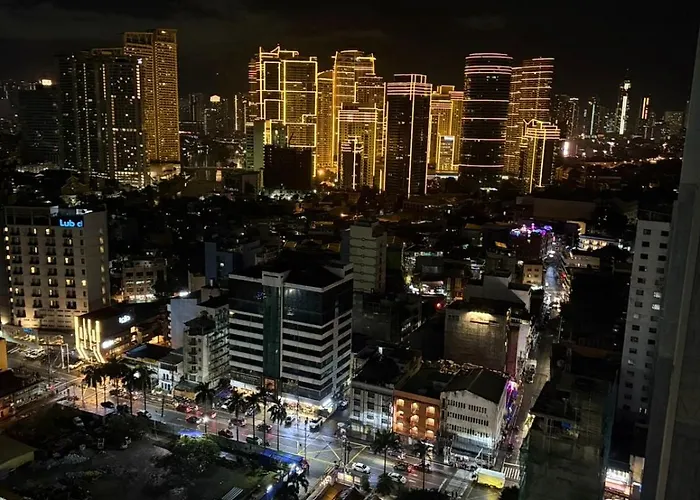 Makati Poblacion 1 Bedroom With Balcony 3*