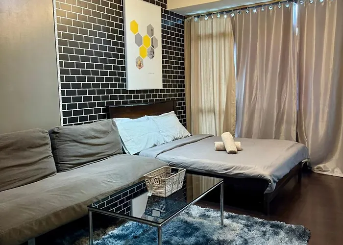 Aparthotel Makati Poblacion 1 Bedroom With Balcony
