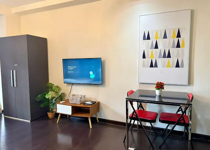 Makati Poblacion 1 Bedroom With Balcony 3*
