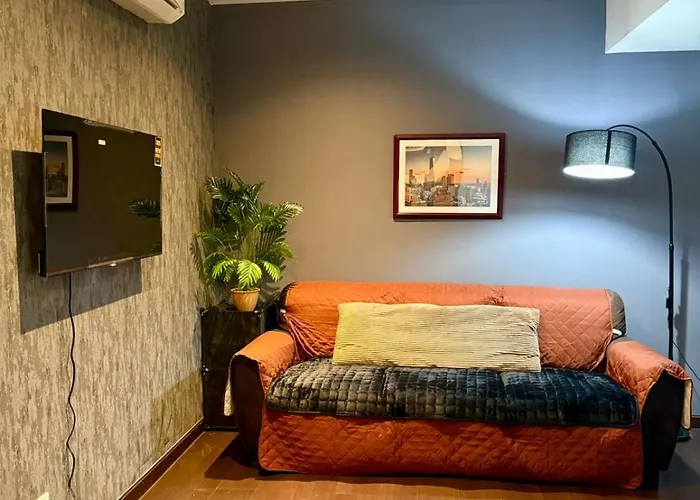 Makati Poblacion 1 Bedroom With Balcony Aparthotel