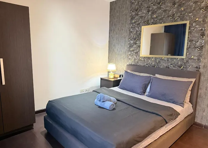 Aparthotel Makati Poblacion 1 Bedroom With Balcony
