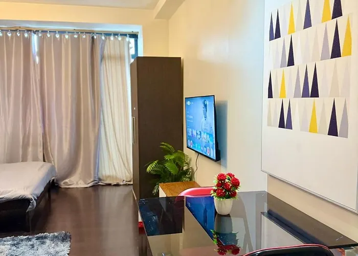 Aparthotel Makati Poblacion 1 Bedroom With Balcony 3*