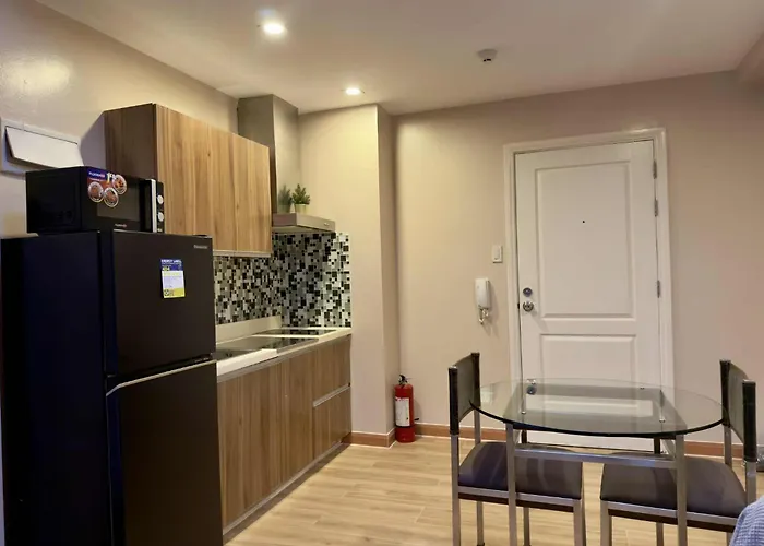 Aparthotel Makati Poblacion 1 Bedroom With Balcony Manila