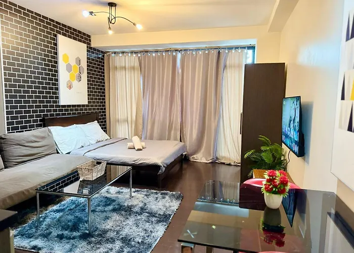 Aparthotel Makati Poblacion 1 Bedroom With Balcony