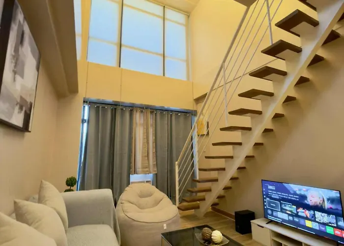 Makati Poblacion 1 Bedroom With Balcony Aparthotel
