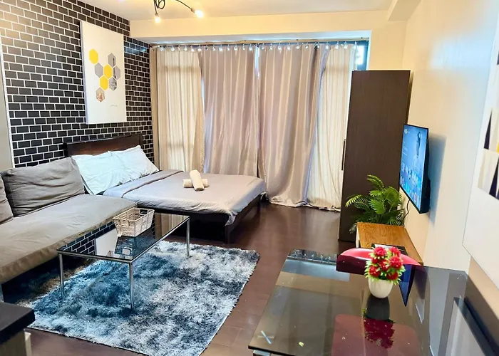 Makati Poblacion 1 Bedroom With Balcony 3* Manila