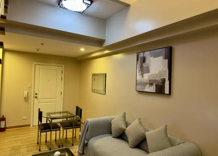 Makati Poblacion 1 Bedroom With Balcony 3* Manila