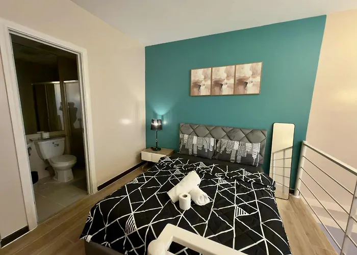 Makati Poblacion 1 Bedroom With Balcony