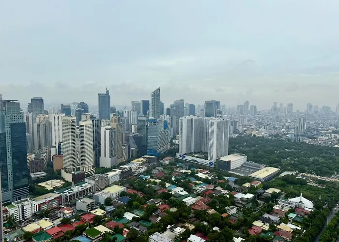 Makati Poblacion 1 Bedroom With Balcony
